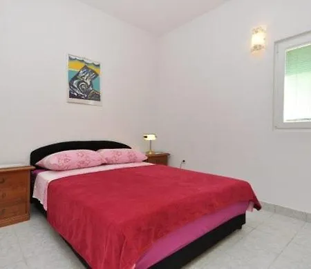 Appartement With A Parking Space Omis - 11066